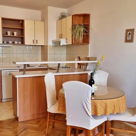 Apartment Cesarica *