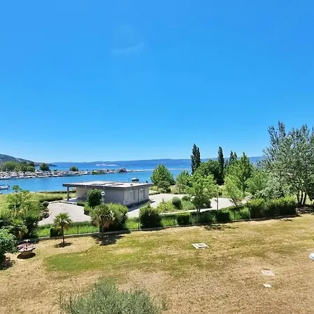 Apartment Cesarica *