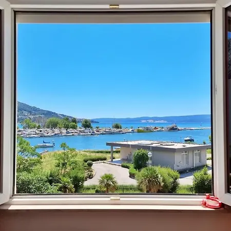 Apartment Cesarica Omis